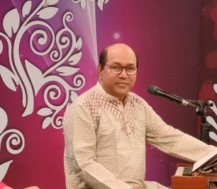 কেন চাঁদিনী রাতে